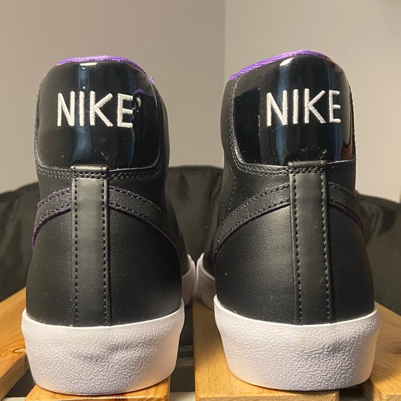 NWOT - Blazer MID ‘77 EMB - Black/Action Grape Iron Grey Sneakers - Picture 4 of 6